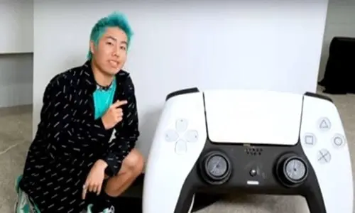 Menakjubkan, YouTuber Ini Sukses Menciptakan Playstation 5 Versi Tablet